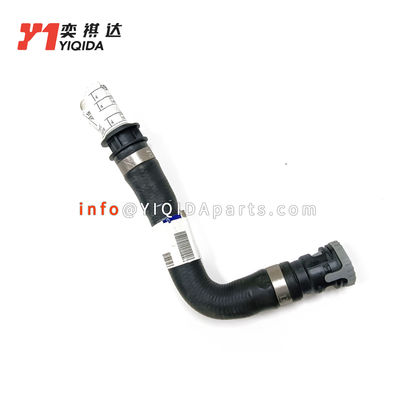 Bon prix 30636952 Refroidisseur pour tuyau de radiateur automobile Pour Volvo V50 S40 C70 C30 en ligne